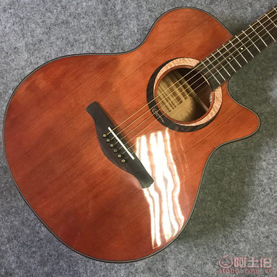 匠心獨韻 凱峰KF-402S民謠吉他，云杉桃花芯擦色復古的藝術之聲